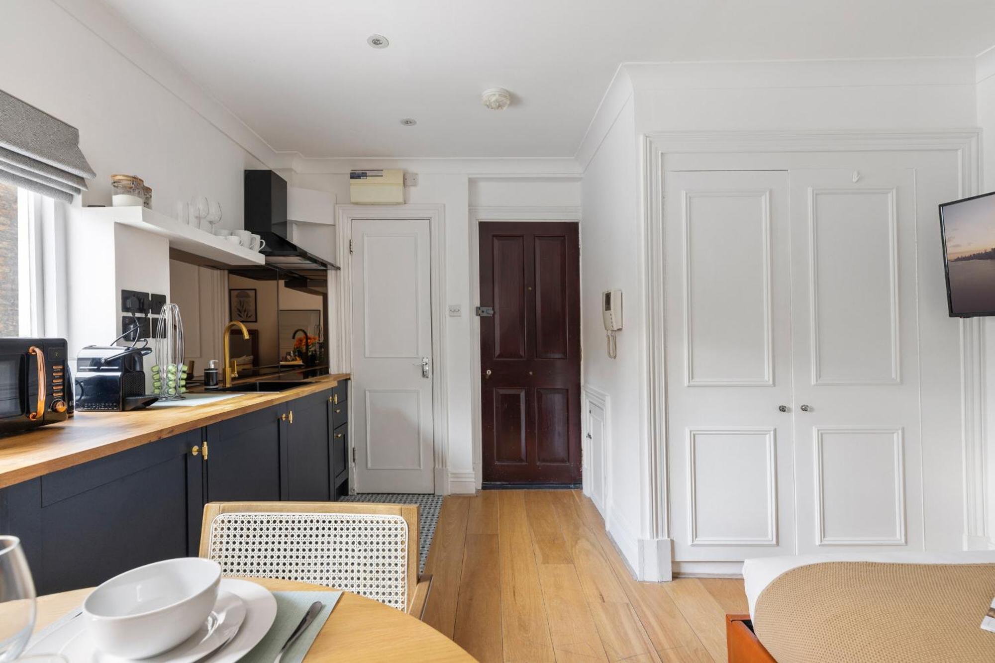 Luxurious Studio Retreat - La Reserve Knightsbridge London Eksteriør billede